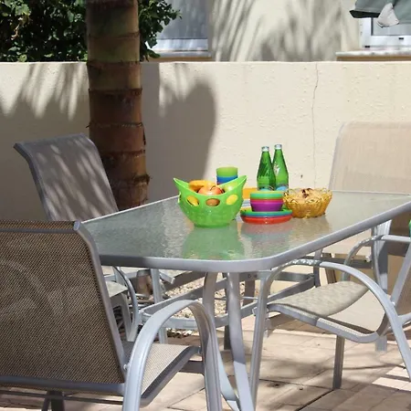 Elina Near The Sea 普罗塔拉斯