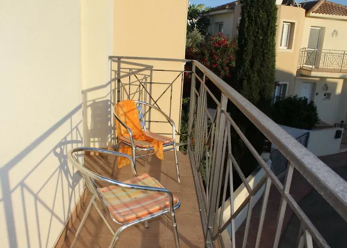 别墅 Elina Near The Sea