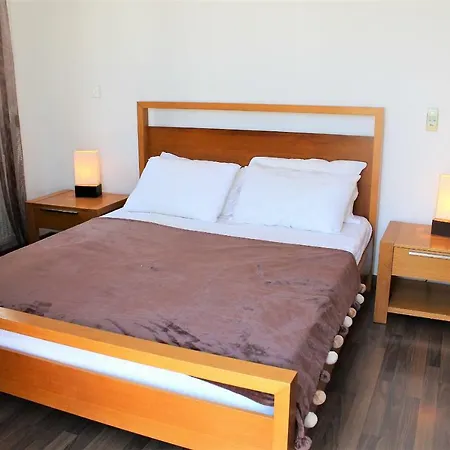 Elina Near The Sea 프로타라스